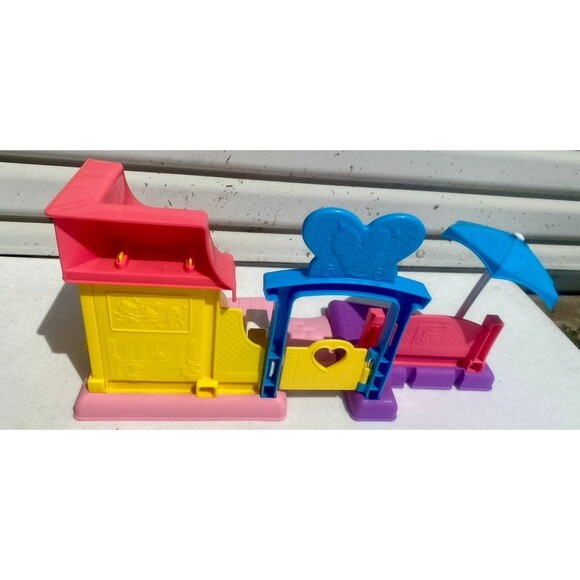 Fisher Price Little People Ice Cream Parlor Shop Playset with TWO Little Figures - Picture 12 of 13